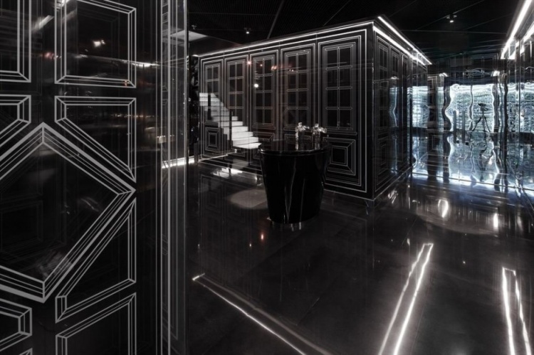 Yu Bar Interior Photo