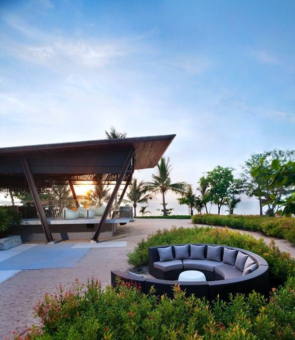 W Retreat design