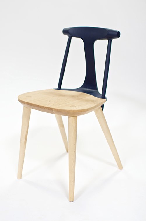 wooden design chair by Studio Dunn