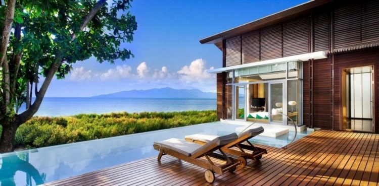 W Retreat design