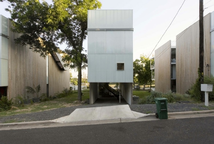 Riverview Gardens Residence