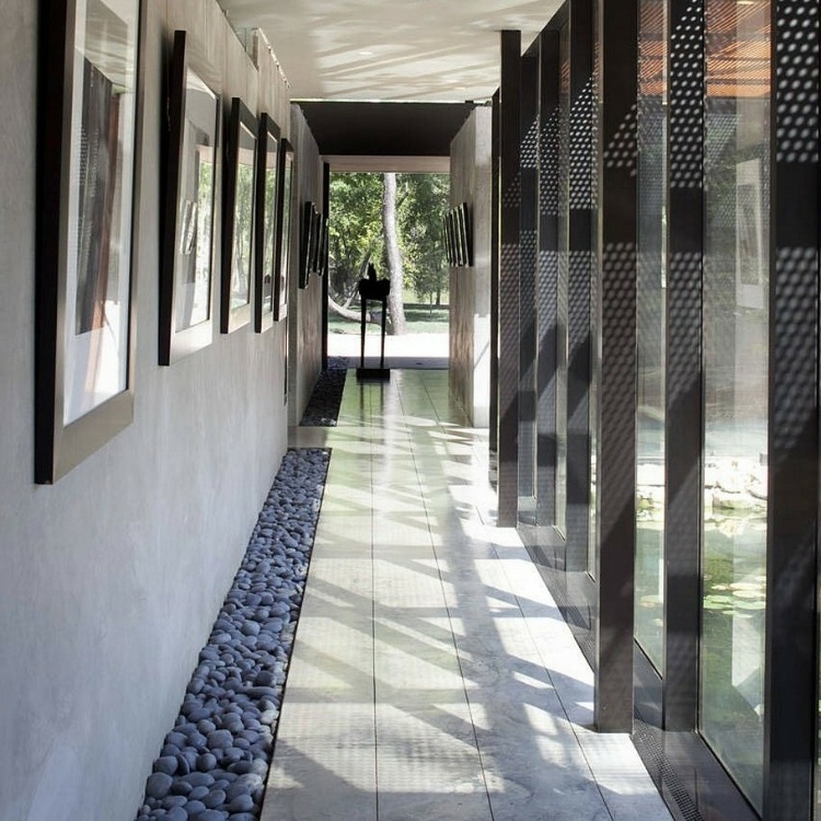Heavy metal house design
