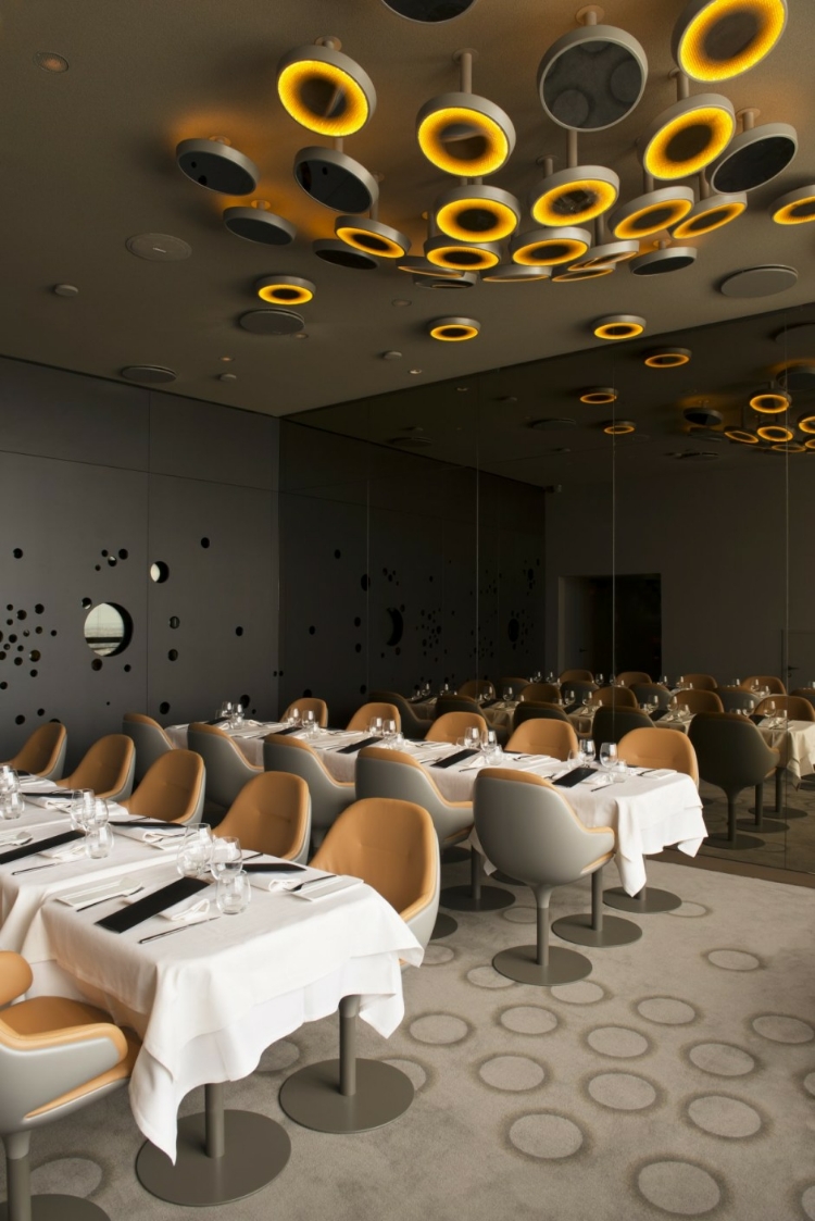 Ciel de Paris interior design
