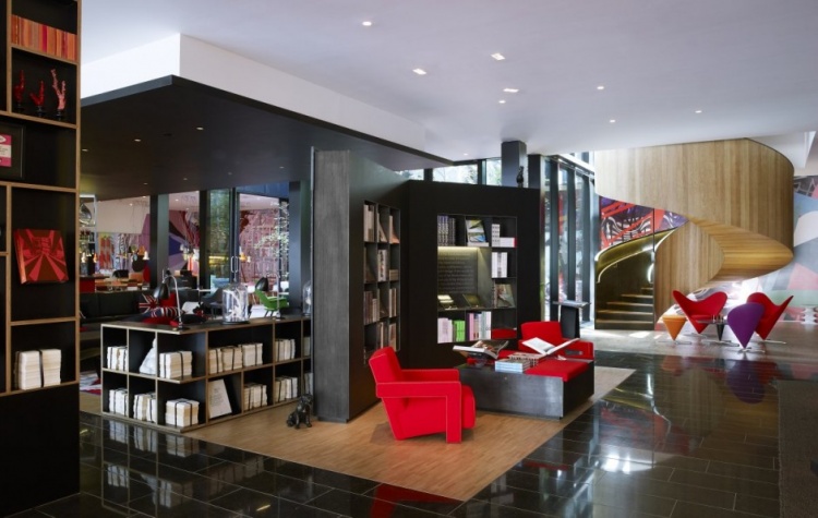 citizenM bank interior