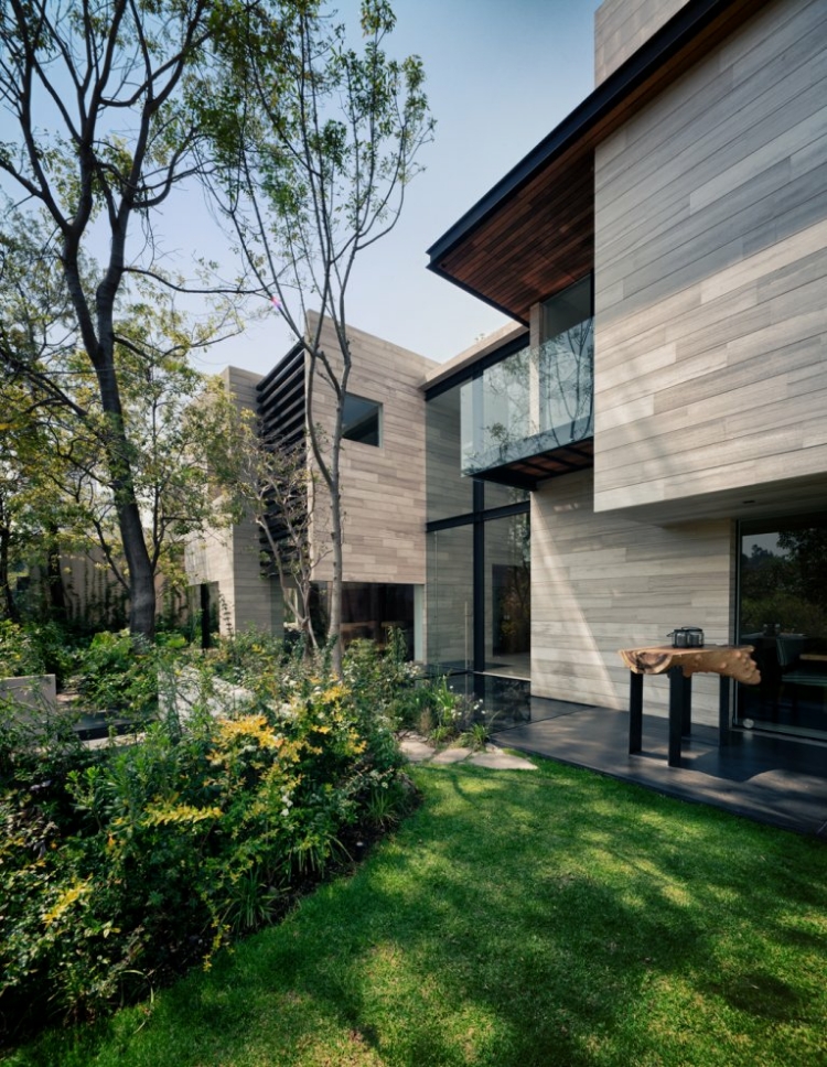 Guanabanos House by Taller Héctor Barroso - 7