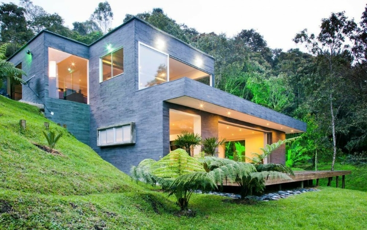 Lago en el Cielo House