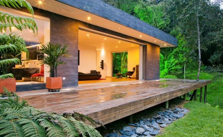Lago en el Cielo House
