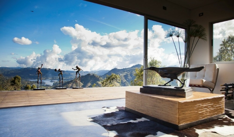 Lago en el Cielo House