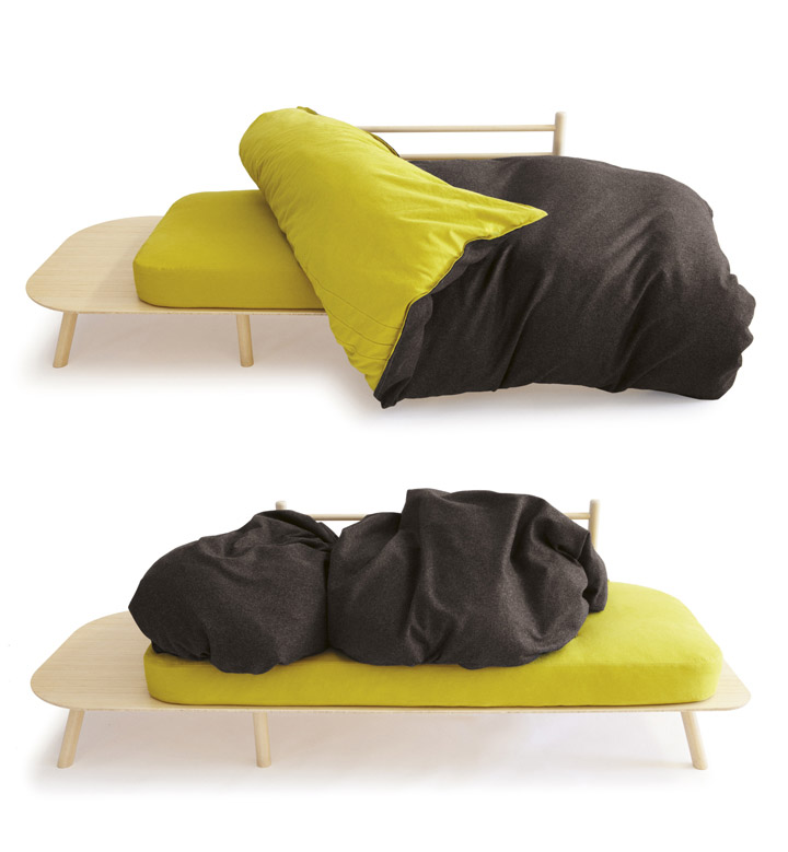 Disfatto sofa photo