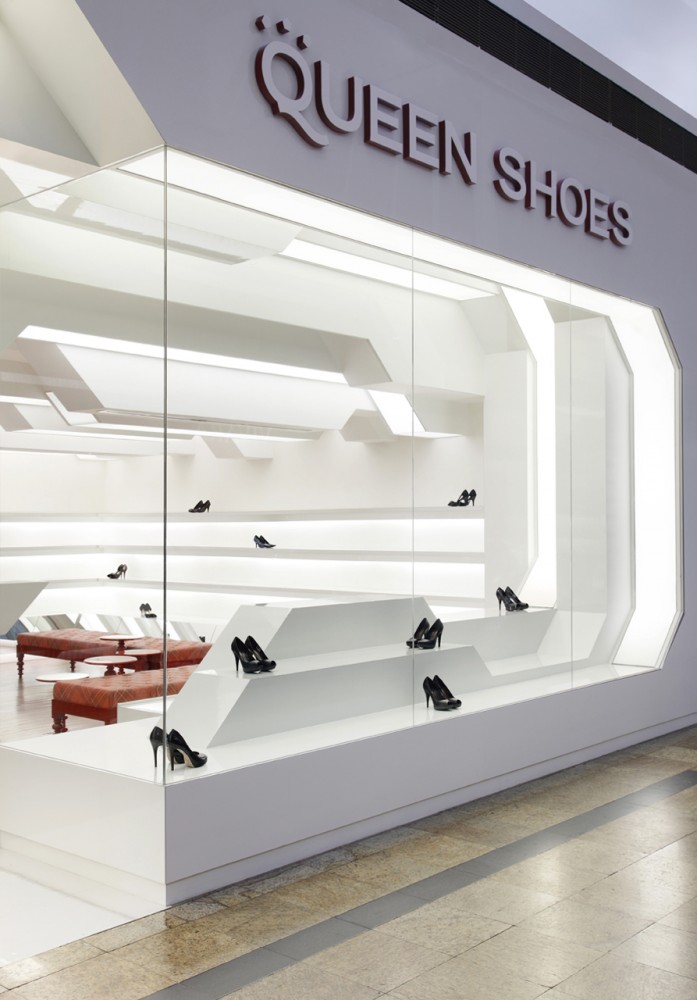 Queen Shoes store