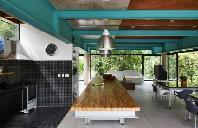 Iporanga House in Brazil