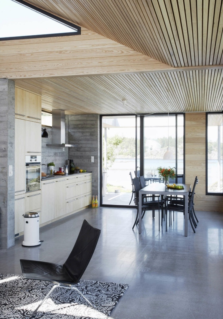 Summer House Skatoy