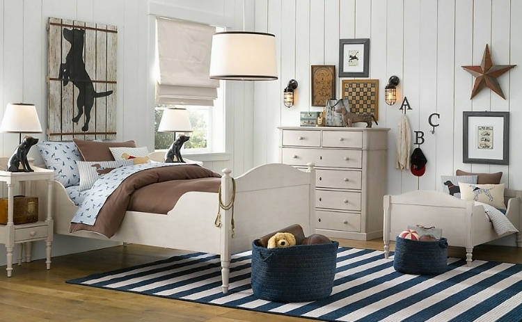 Traditional Boys Bedroom