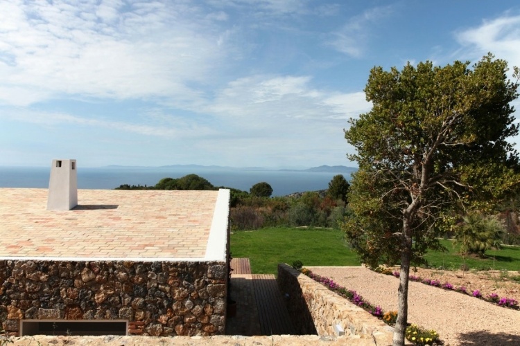 Mediterranean House by Modostudio
