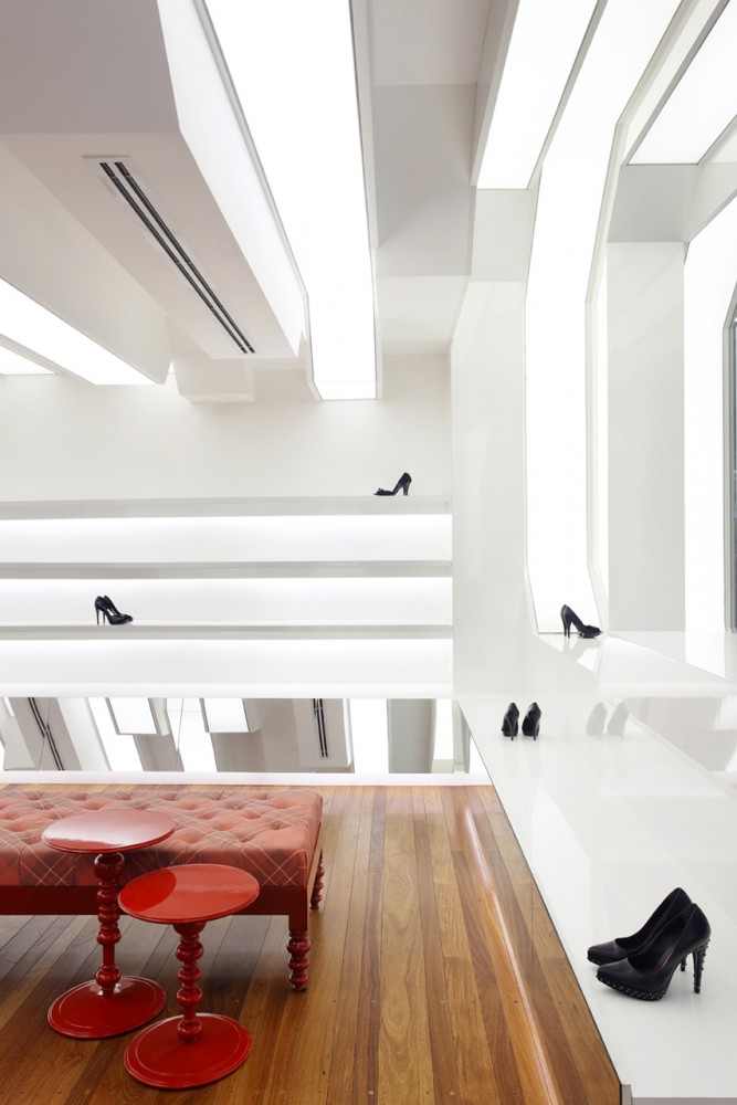 Queen Shoes store