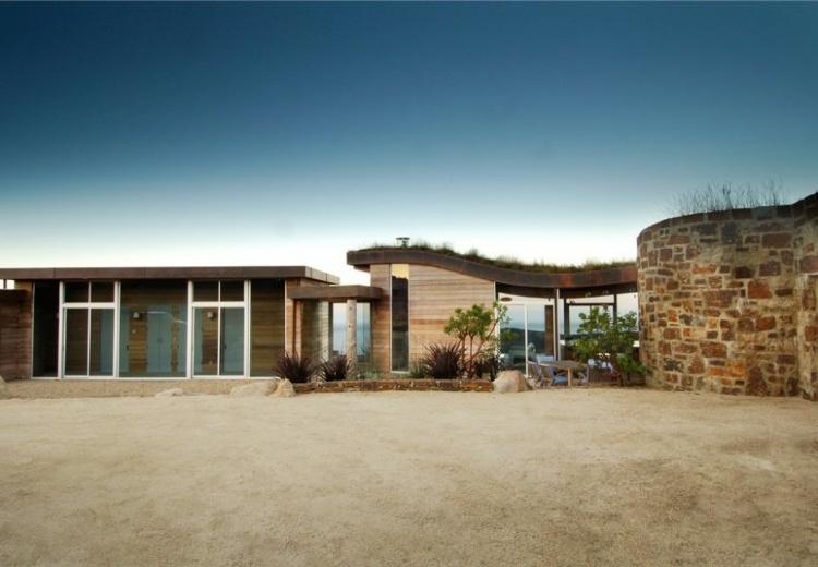 Dani Ridge House