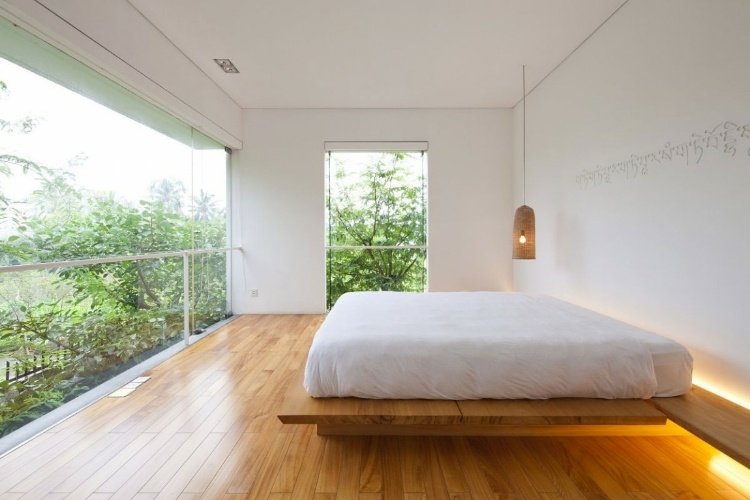 M11 House