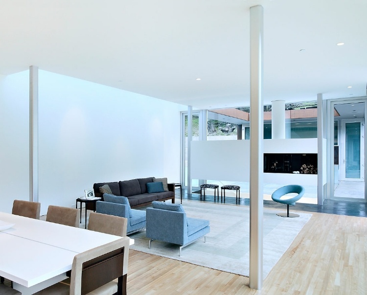 Bridge House by Stanley Saitowitz