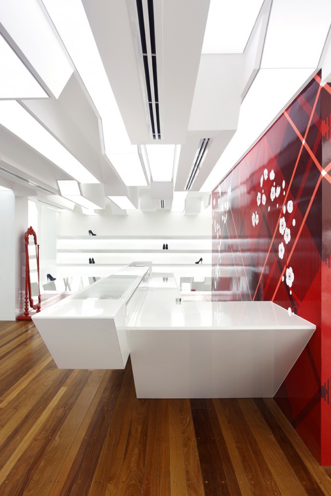 Queen Shoes store