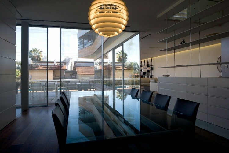 Raanana 2 House