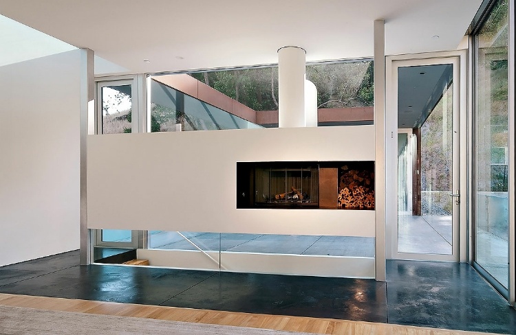 Bridge House by Stanley Saitowitz