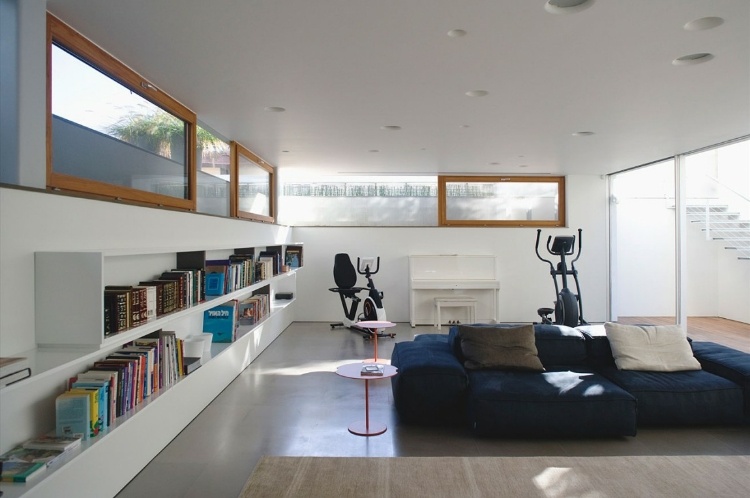 Raanana 2 House