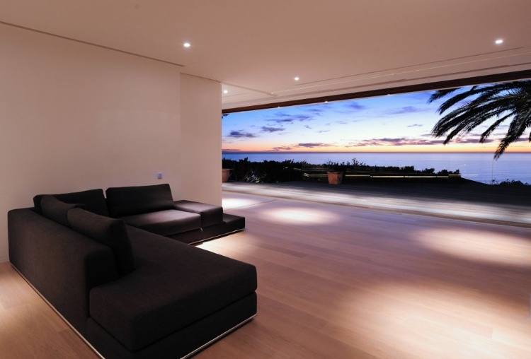 House in Camps Bay House in Camps Bay by Luis Mira Architect - 1