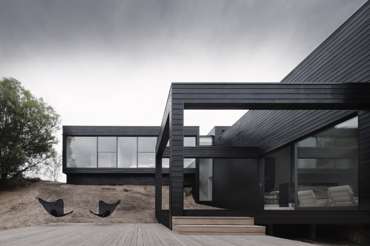 Ridge Road Residence by StudioFour