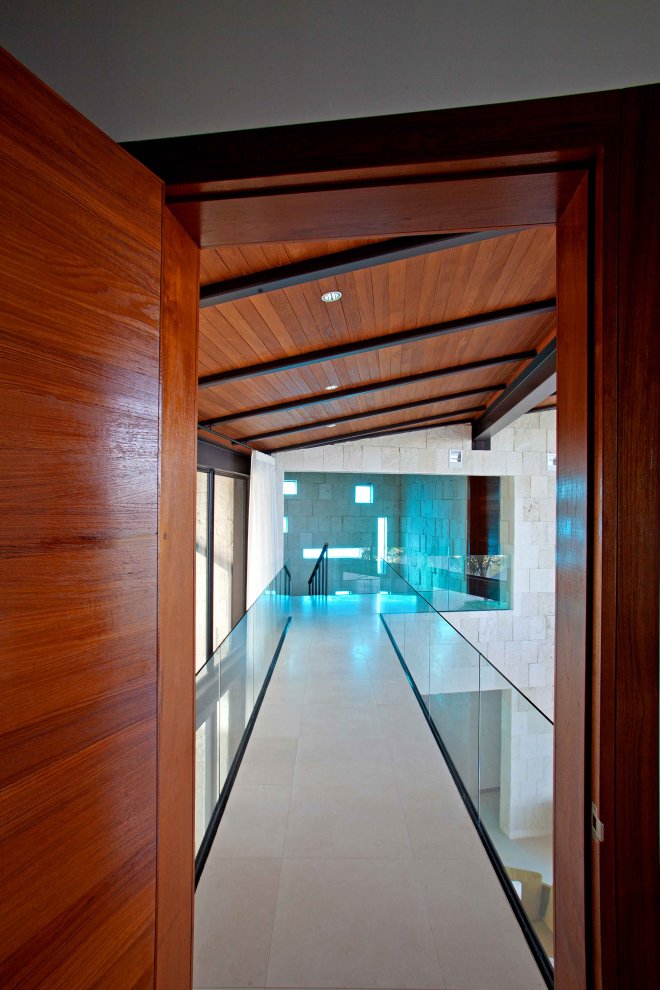 Bonaire House