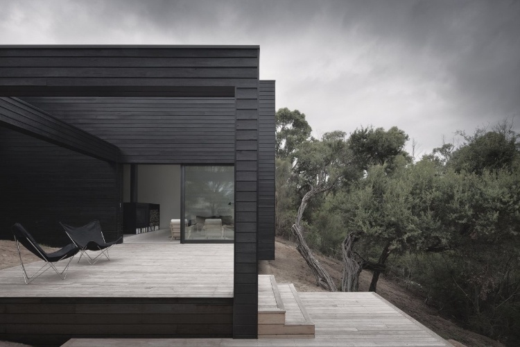 Ridge Road Residence by StudioFour
