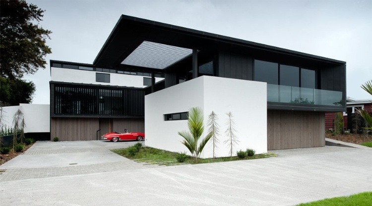 Lucerne house by Daniel Marshall Architects