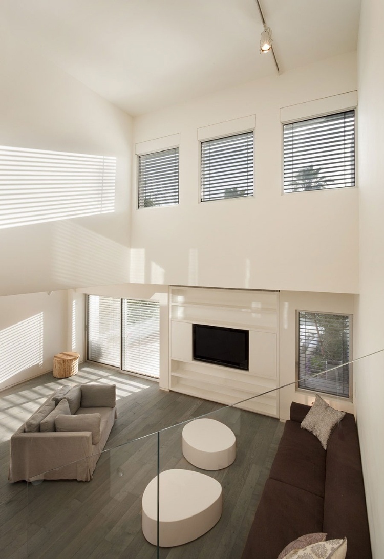 Tel-Aviv Residence by Levy:Chamizer Architects