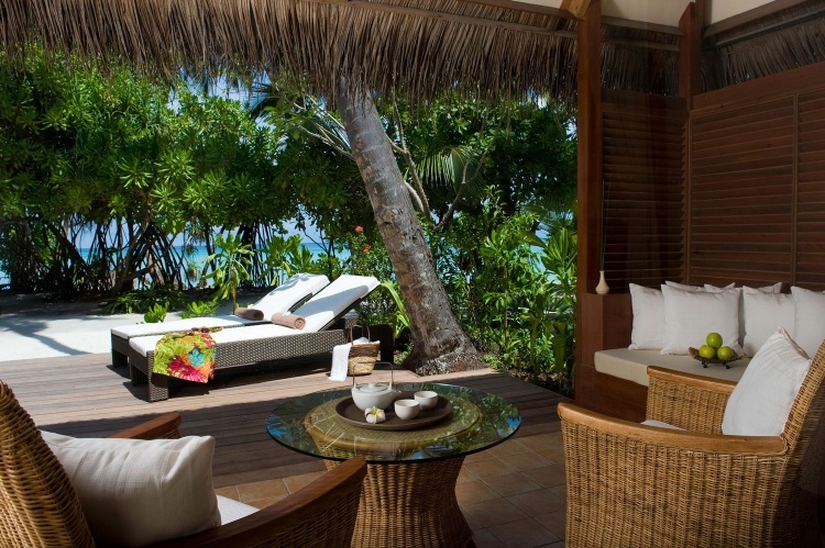 Kuramathi Resort
