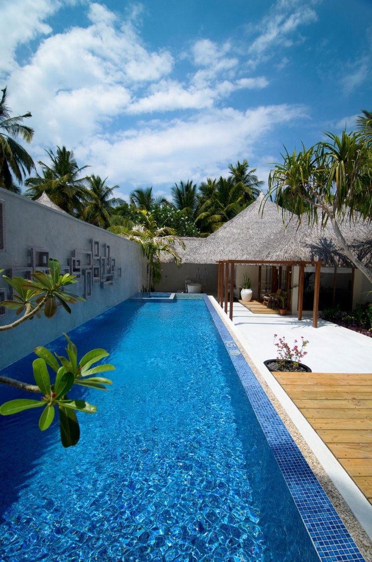 Kuramathi Resort