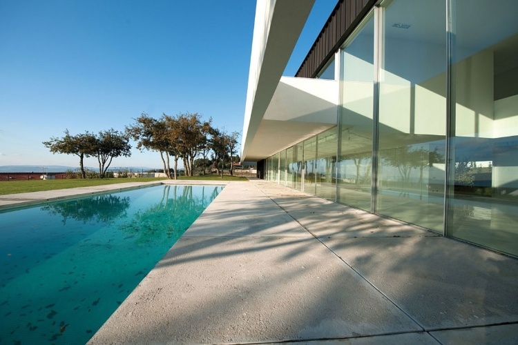 Casa no Bom Jesus by Topos Atelier de Arquitectura