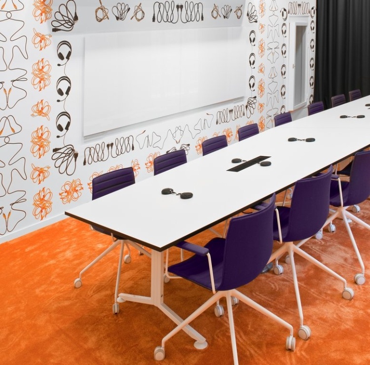 Contemporary Office Space