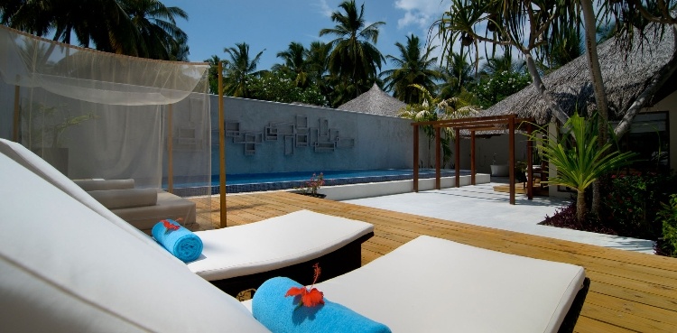 Kuramathi Resort