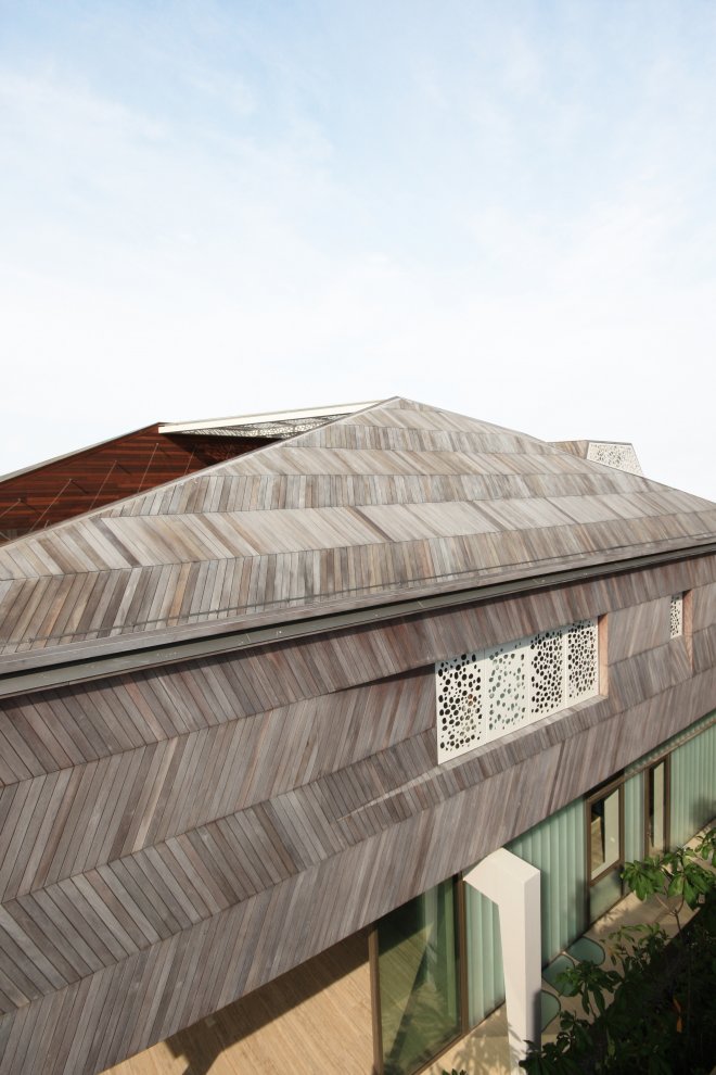 Stereoscopic House by Pencil Office