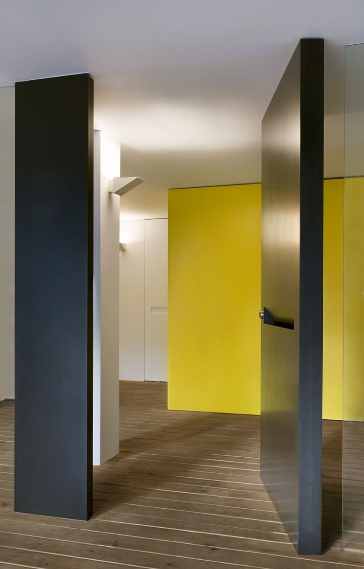 Tel-Aviv Residence by Levy:Chamizer Architects