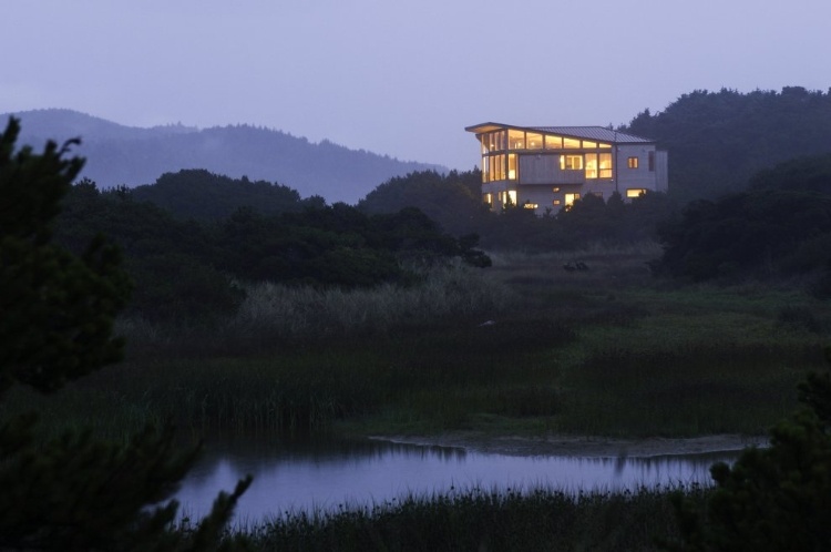 Coastal Residence