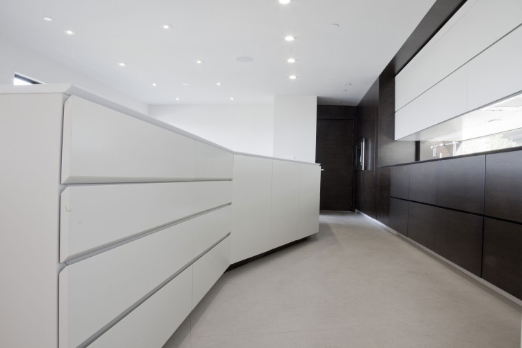 MUL:7691 by VOID Inc.