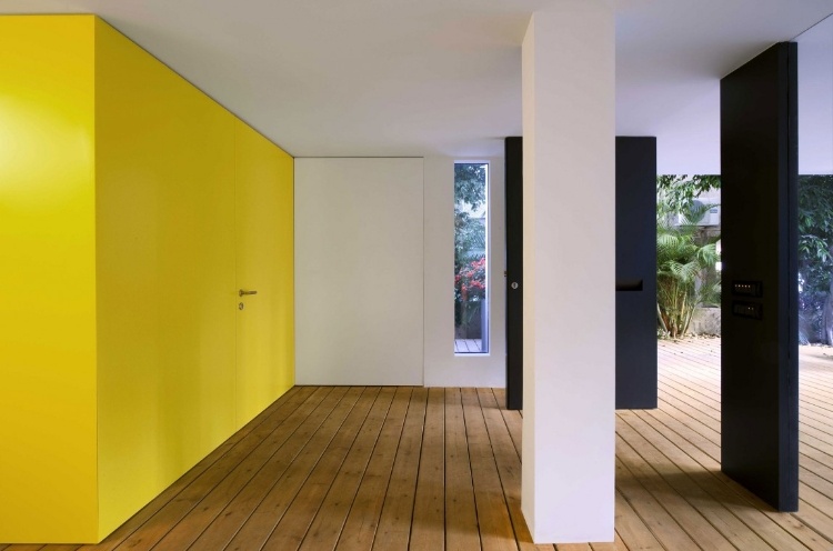 Tel-Aviv Residence by Levy:Chamizer Architects