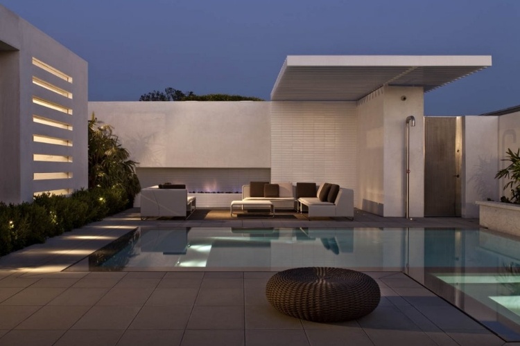 Harborview Hills house