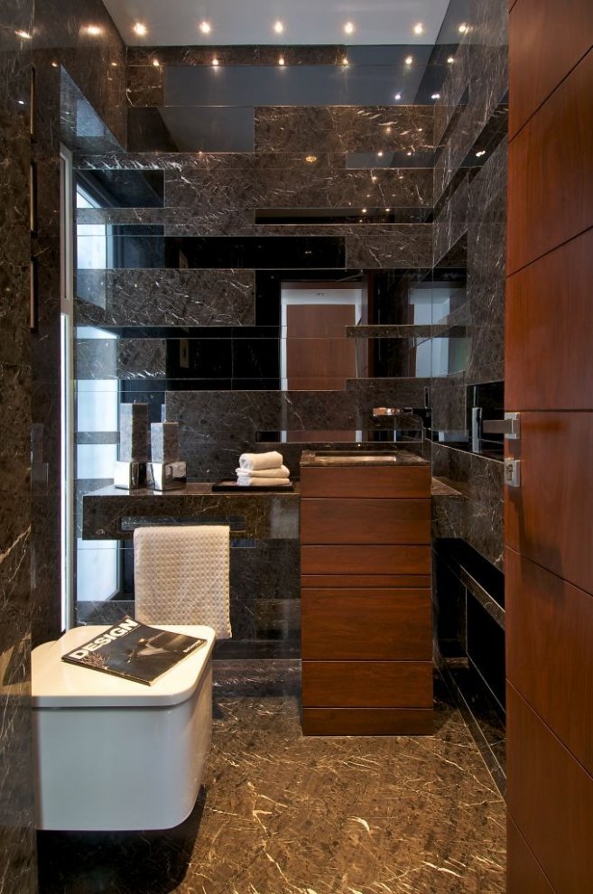 N P House