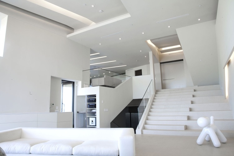 MUL:7691 by VOID Inc.