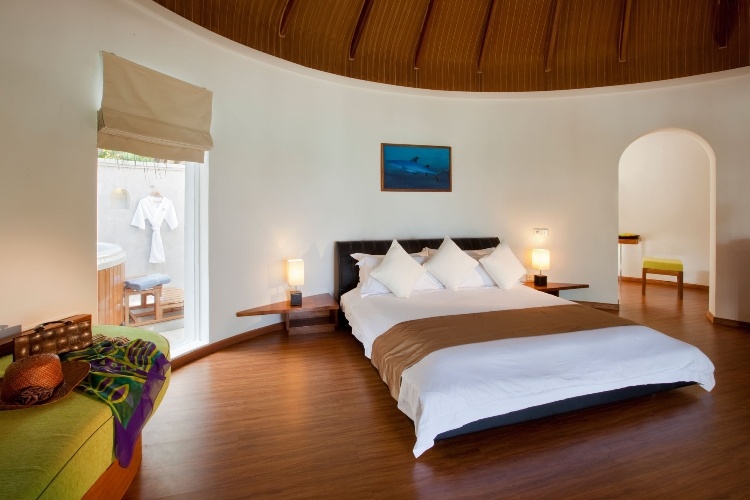 Kuramathi Resort