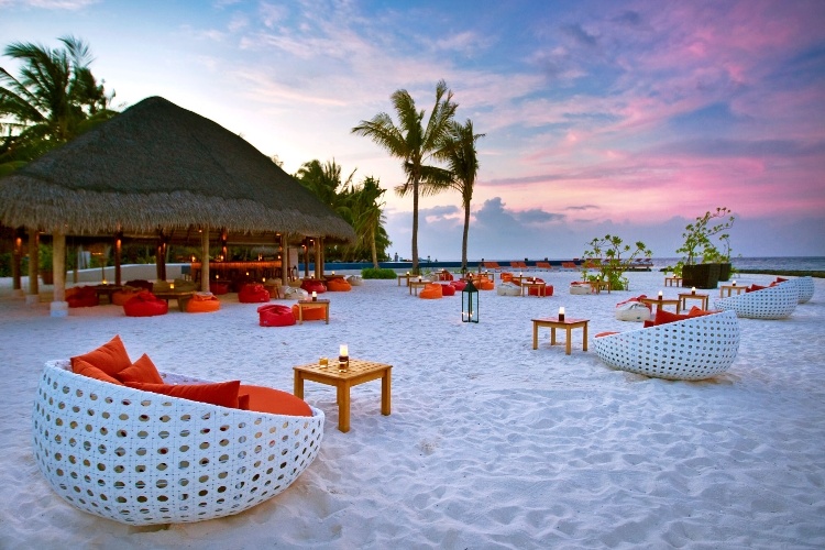 Kuramathi Resort