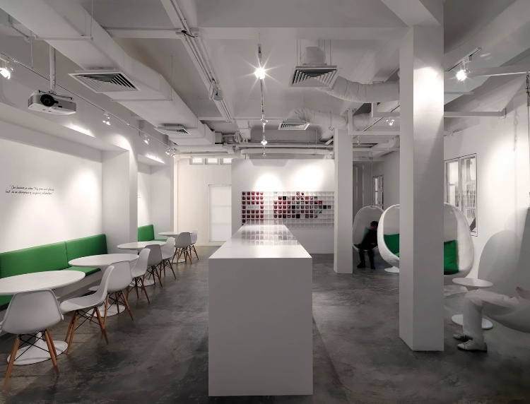 Contemporary Office Space