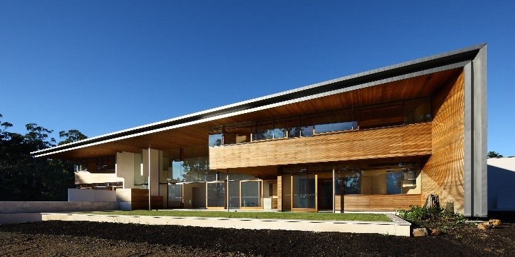 Tenbeerwah Residence by Richard Kirk Architect