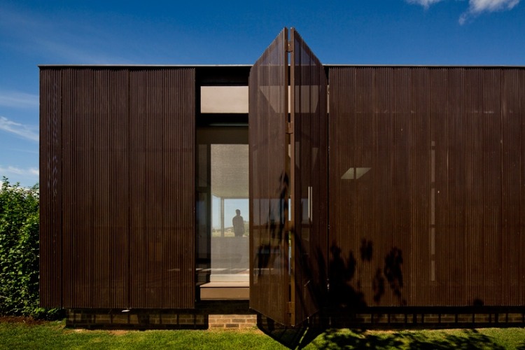 Casa HS by Studio Arthur Casas HS House by Studio Arthur Casas - 2